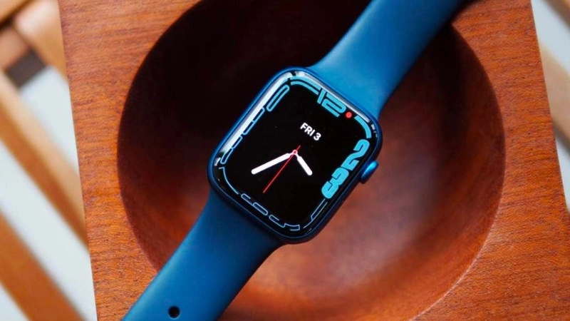 Apple Watch Series 7 được Apple cải tiến với mặt đồng hồ viền mỏng