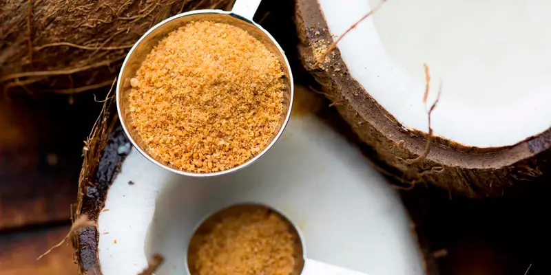 Đường dừa cung cấp Vitamin và khoáng chất, hàm lượng Calo thấp thích hợp cho bạn theo chế độ giảm cân