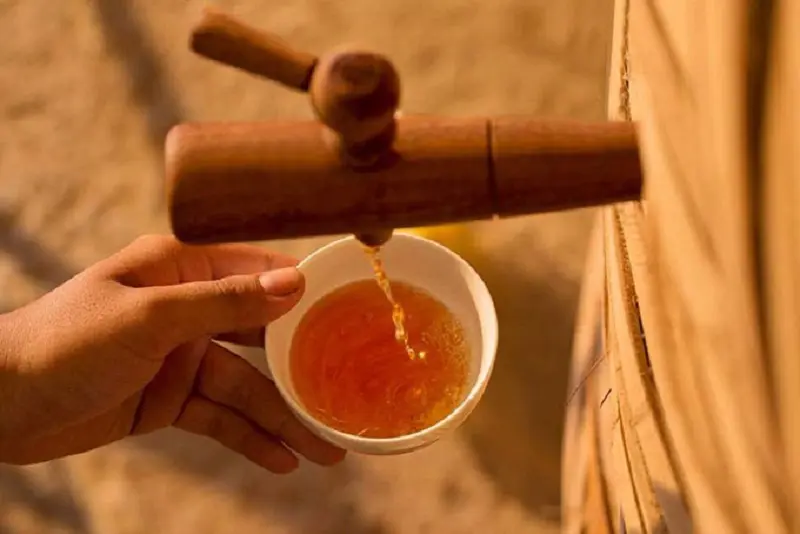 Nhìn vào màu sắc khi chọn nước mắm