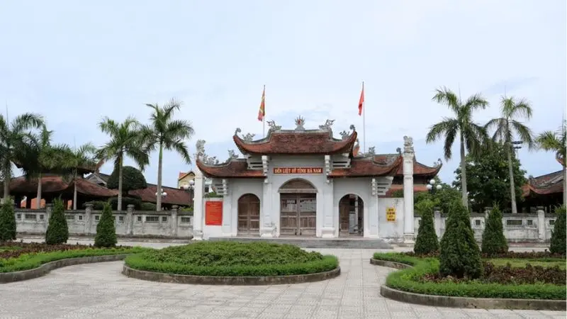 Đền thờ Anh hùng Liệt Sỹ tỉnh Hà Nam Đền thờ Anh hùng Liệt Sỹ tỉnh Hà Nam