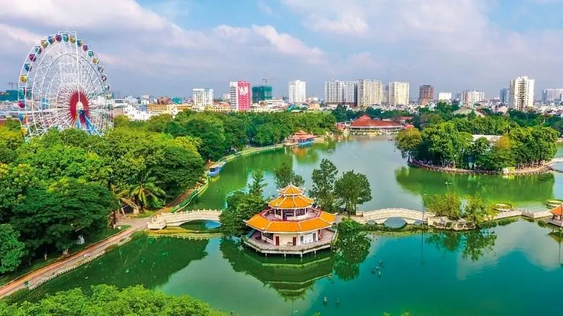 Công viên Đầm Sen rộng lớn