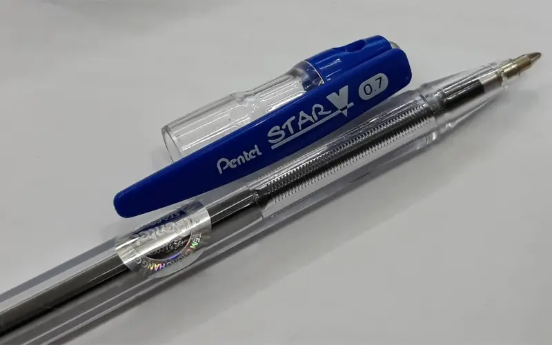 Bút bi Pentel