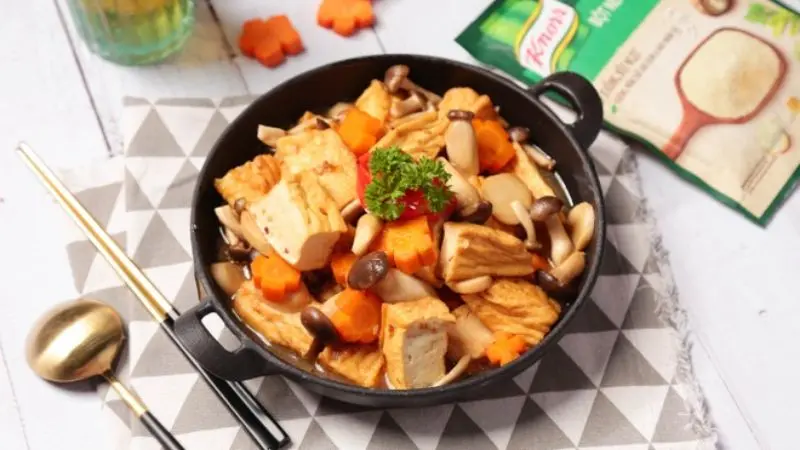 Nấm linh chi xào ớt