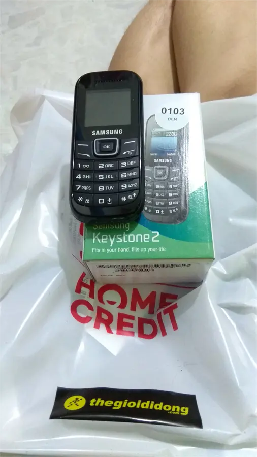 Khách hàng review Điện thoại Samsung E1200 1