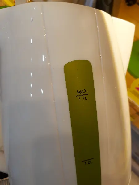 Khách hàng review Bình đun siêu tốc Delites 1.7 lít ST17P01WG Xanh lá 7