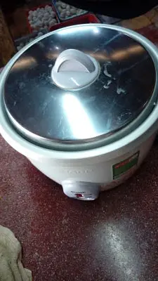 Khách hàng review Nồi cơm nắp rời Sharp 2.8 lít KSH-D28V 6