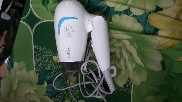 Khách hàng review Máy sấy tóc 1200W Delites MST02 32