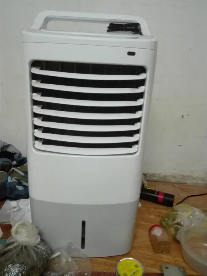 Khách hàng review Quạt điều hòa Midea AC120-16AR 60W 55