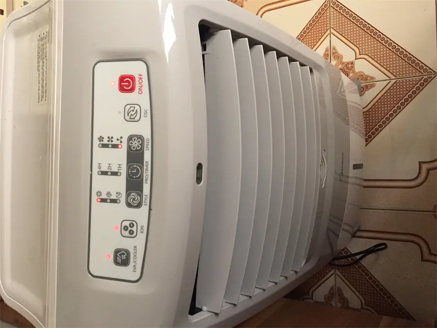 Khách hàng review Quạt điều hòa Midea AC120-15F 60W 14