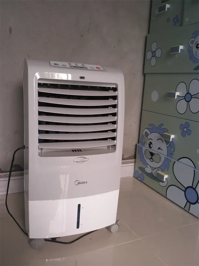 Khách hàng review Quạt điều hòa Midea AC120-15F 60W 13