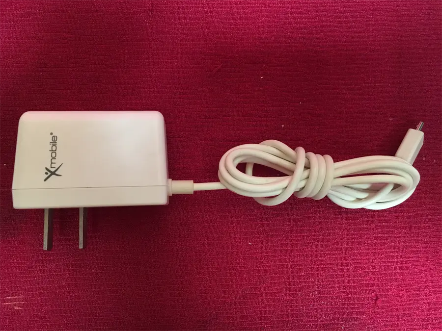 Khách hàng review Adapter sạc dây Micro USB 1.2 m 5W Xmobile TS-C079 2