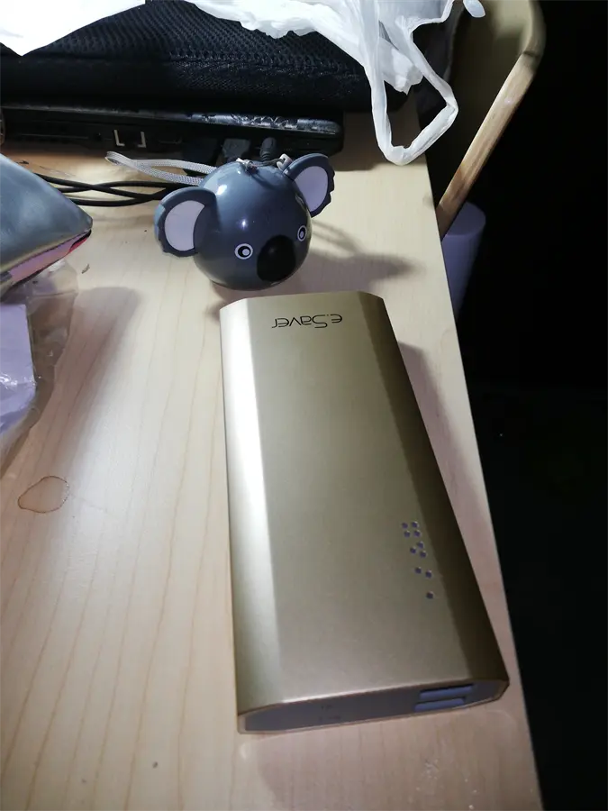 Khách hàng review Pin sạc dự phòng 10.000 mAh eSaver LA Y325S 9