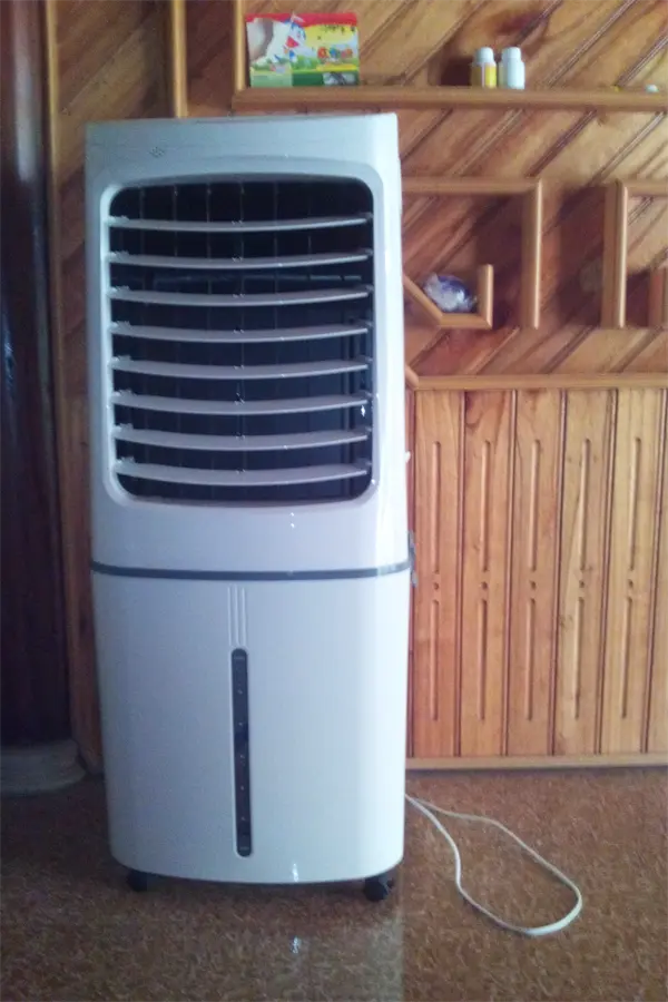 Khách hàng review Quạt điều hòa Midea AC200-17JR 200W 17