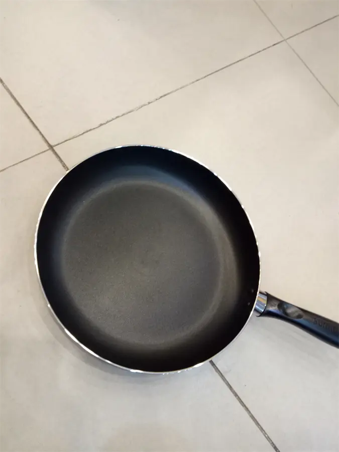 Khách hàng review Chảo nhôm chống dính 30 cm Sunhouse CT30 4