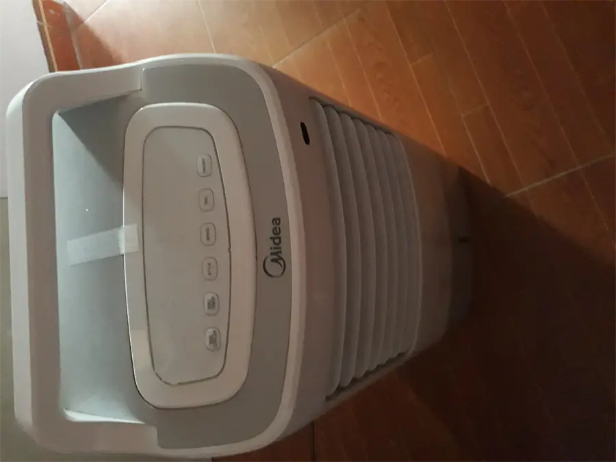 Khách hàng review Quạt điều hòa Midea AC120-16AR 60W 54