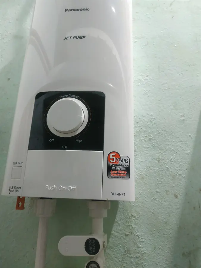 Khách hàng review Máy nước nóng Panasonic DH-4NP1VW 5