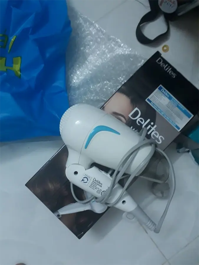 Khách hàng review Máy sấy tóc 1200W Delites MST02 30