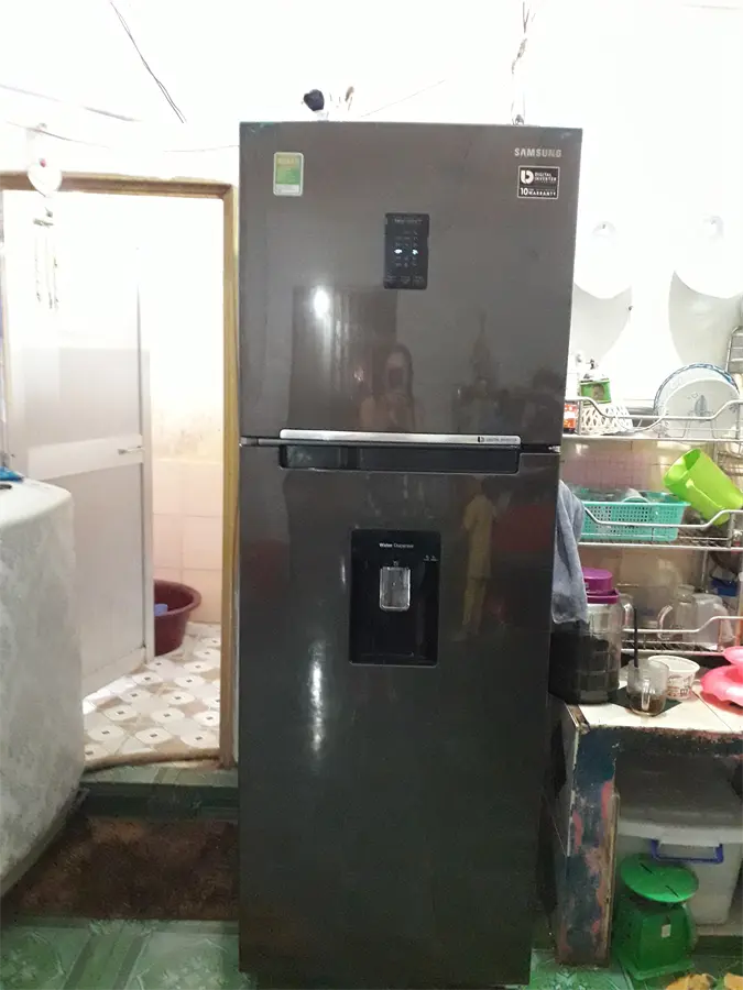 Khách hàng review Tủ lạnh Samsung Inverter 319 lít RT32K5930DX/SV 23