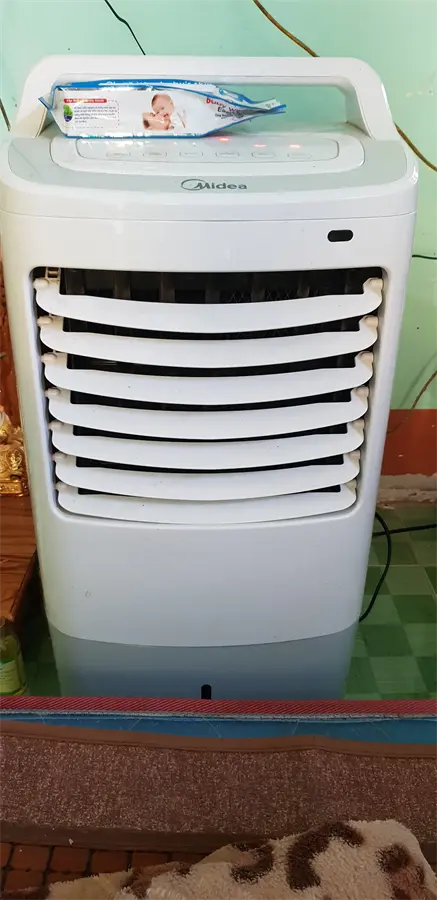 Khách hàng review Quạt điều hòa Midea AC120-16AR 60W 53