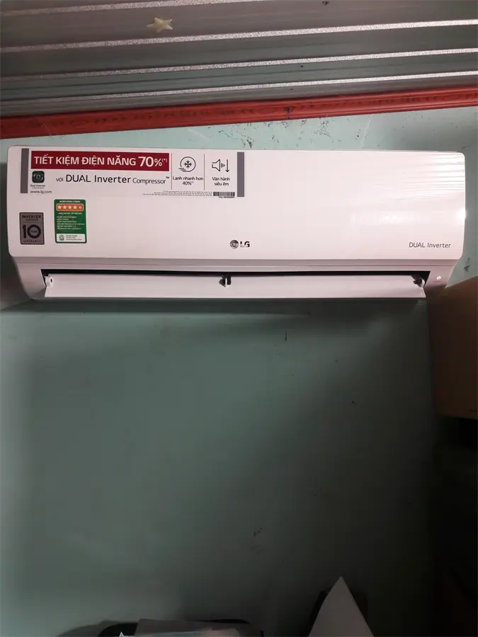 Khách hàng review Máy lạnh LG Inverter 1 HP V10ENV 1