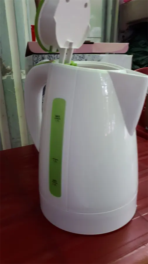 Khách hàng review Bình đun siêu tốc Delites 1.7 lít ST17P01WG Xanh lá 6