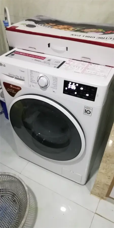 Khách hàng review Máy giặt LG Inverter 8 kg FC1408S4W2 20