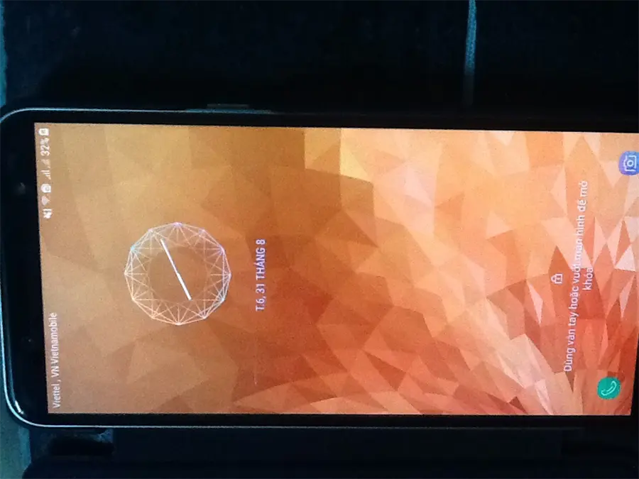 Khách hàng review Điện thoại Samsung Galaxy J8 5