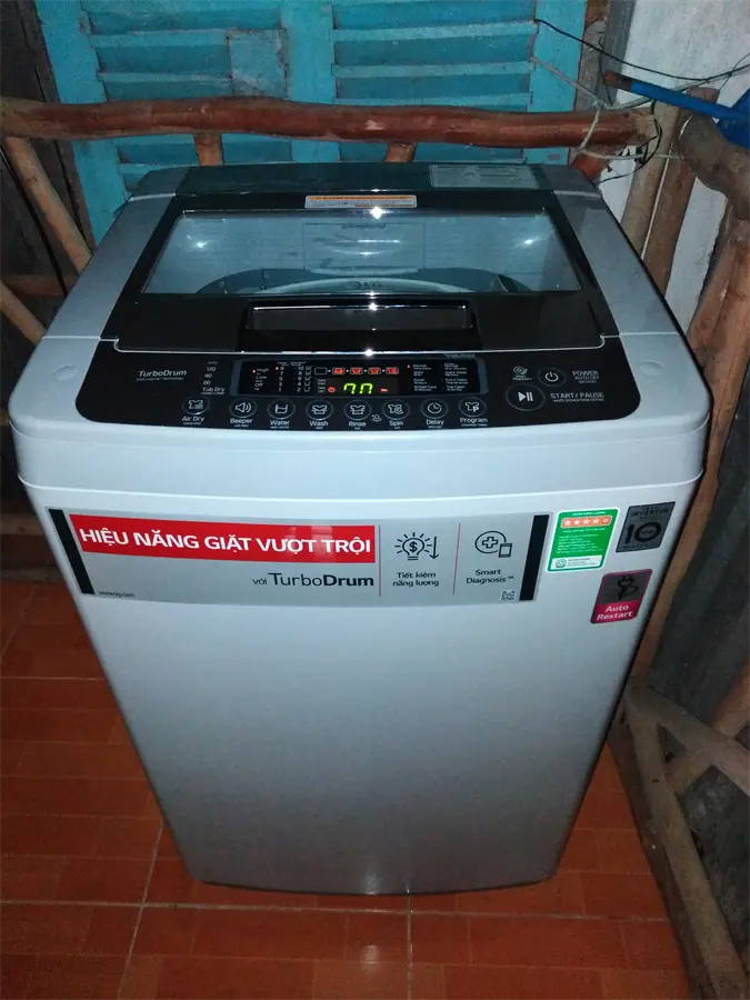 Khách hàng review Máy giặt LG Inverter 8 kg T2108VSPM 7