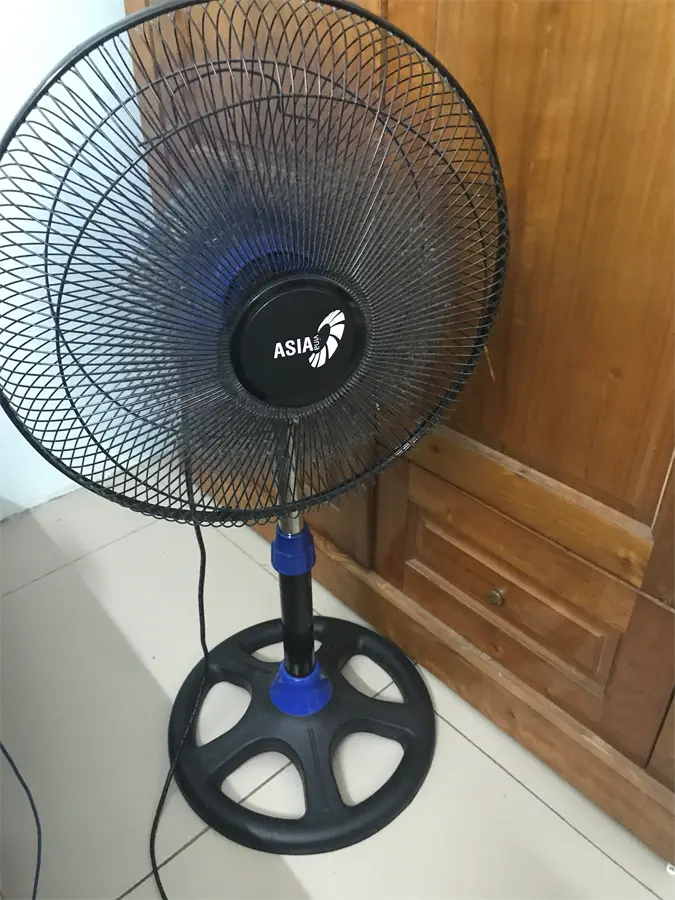 Khách hàng review Quạt lửng Asia 5 cánh A16009-DV1 45W 18