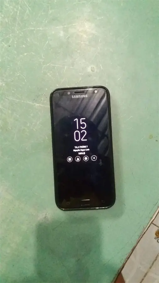 Khách hàng review Điện thoại Samsung Galaxy J7 Pro 7