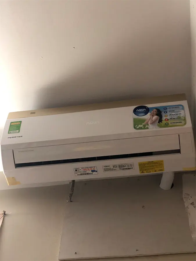 Khách hàng review Máy lạnh Aqua Inverter 1 HP AQA-KCRV9VKS 5