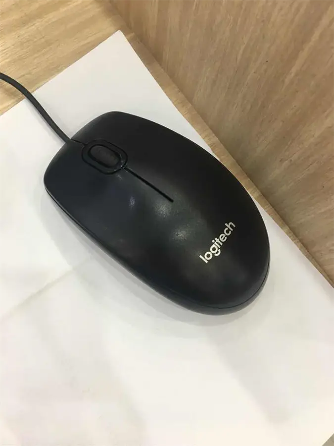 Khách hàng review Chuột Có dây Logitech M100r 4