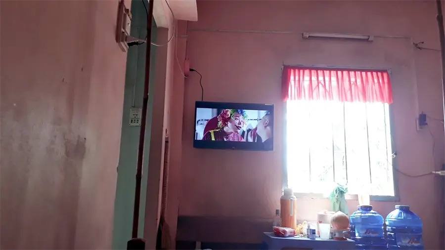 hách hàng review Smart Tivi LG 32 inch 32LK540BPTA 6