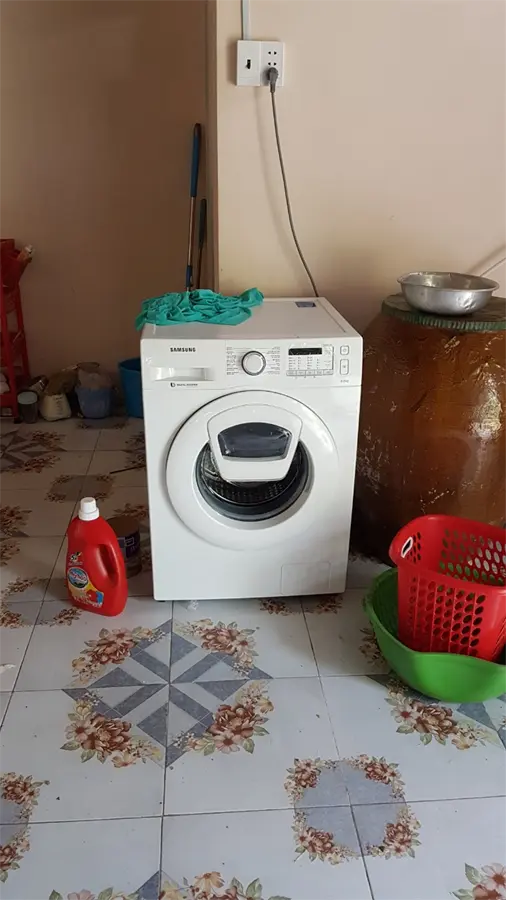 Khách hàng review Máy giặt Samsung AddWash Inverter 8 kg WW80K5233YW/SV 2