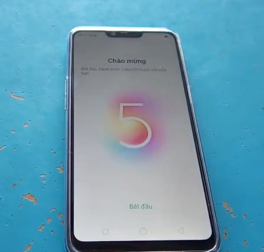 Khách hàng review Điện thoại OPPO A3s 4