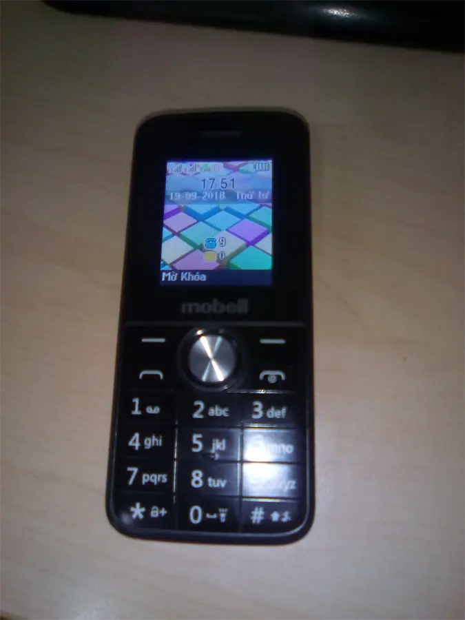 Khách hàng review Điện thoại MOBELL M228 1