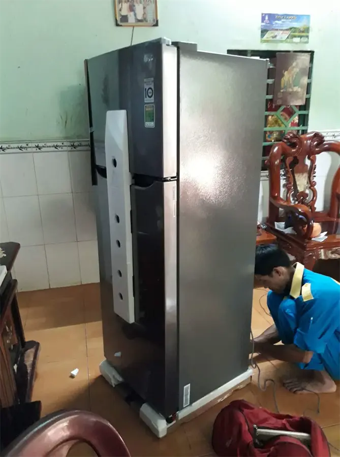 Khách hàng review Tủ lạnh LG Inverter 209 lít GN-L225S 7