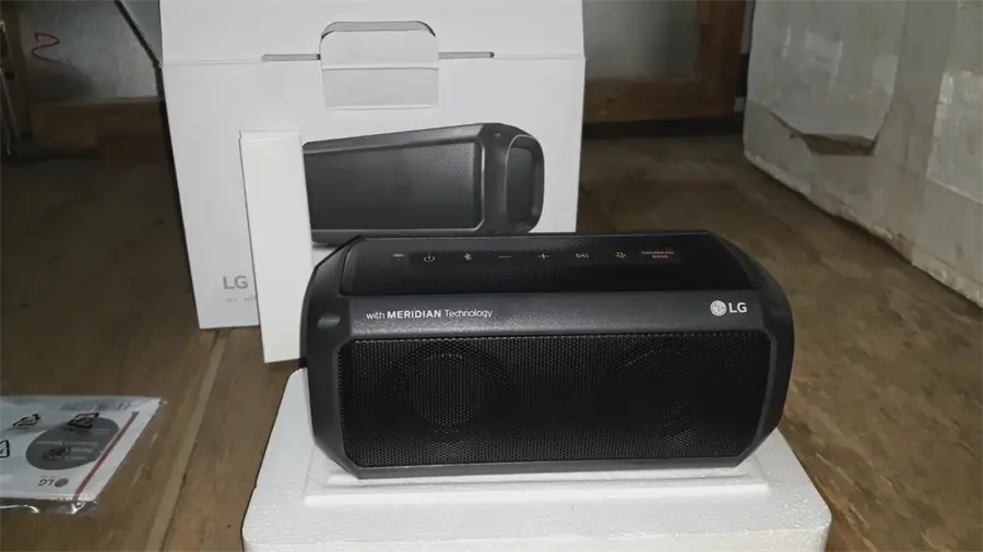 Khách hàng review Loa Bluetooth LG PK3 7