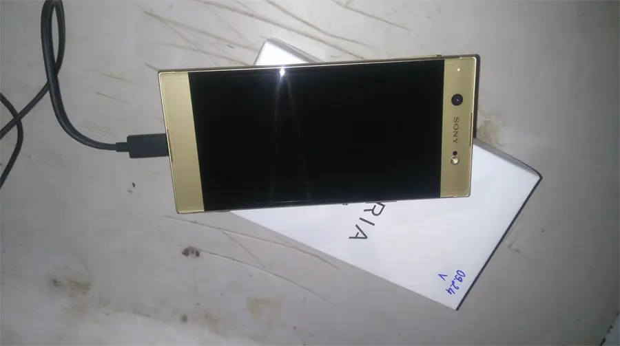 Khách hàng review Điện thoại Sony Xperia XA1 Ultra 1