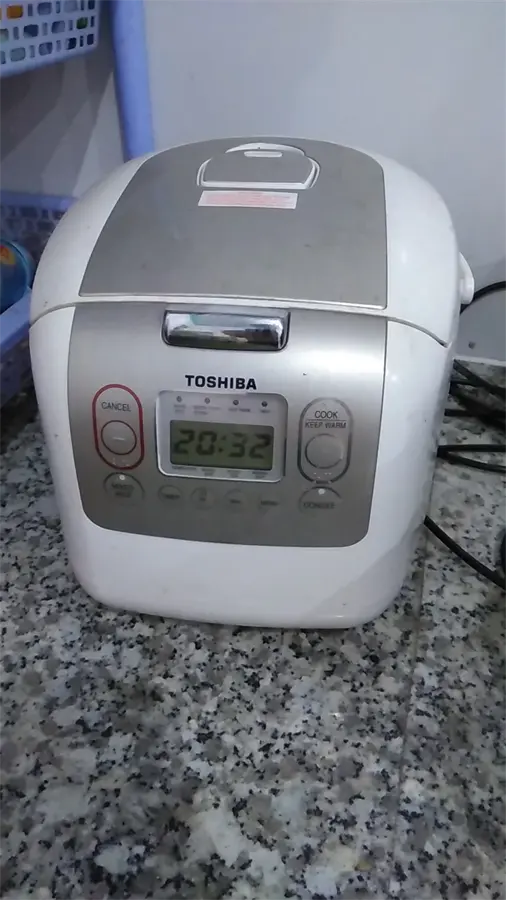Khách hàng review Nồi cơm điện tử Toshiba 1.8 lít RC-18NMFVN(WT) 49