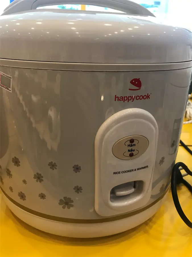 Khách hàng review Nồi cơm nắp gài Happycook 3 lít HC-300 9