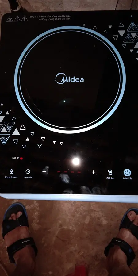 Khách hàng review Bếp hồng ngoại Midea MIR-T2018DD 1