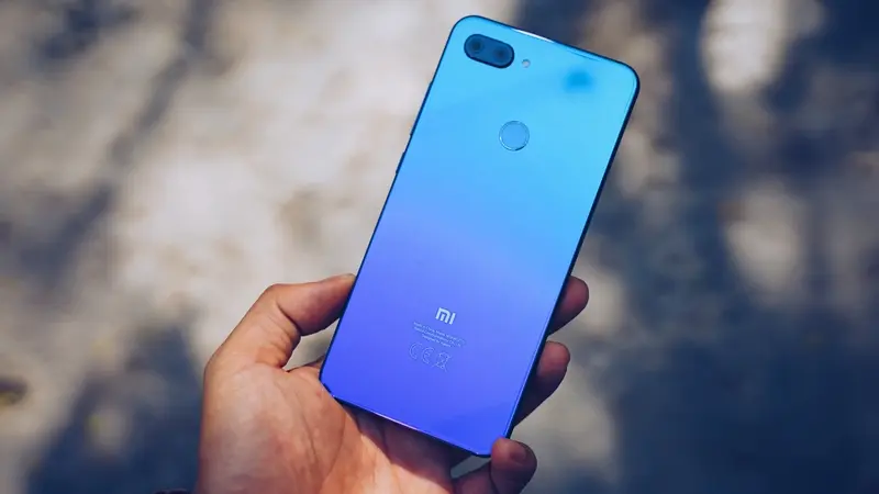 Khách hàng review Điện thoại Xiaomi Mi 8 Lite 4