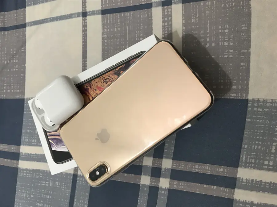 Khách hàng review Điện thoại iPhone Xs Max 256GB 1