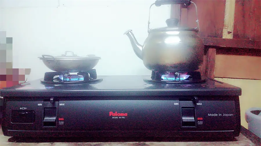 Khách hàng review Bếp ga đôi Paloma PA-7PEJ 1