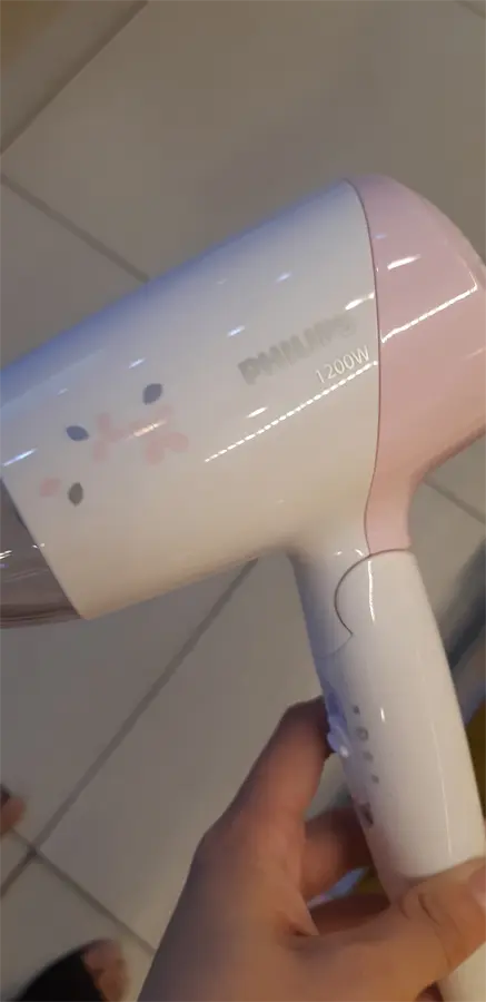 Khách hàng review Máy sấy tóc Philips HP8120/00 2