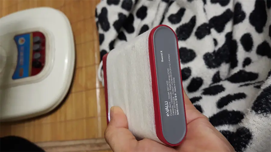 Khách hàng review Pin sạc dự phòng 10.000 mAh eValu Sword X 4