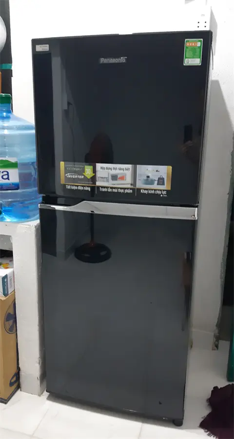 Khách hàng review Tủ lạnh Panasonic Inverter 234 lít NR-BL267PKV1 4