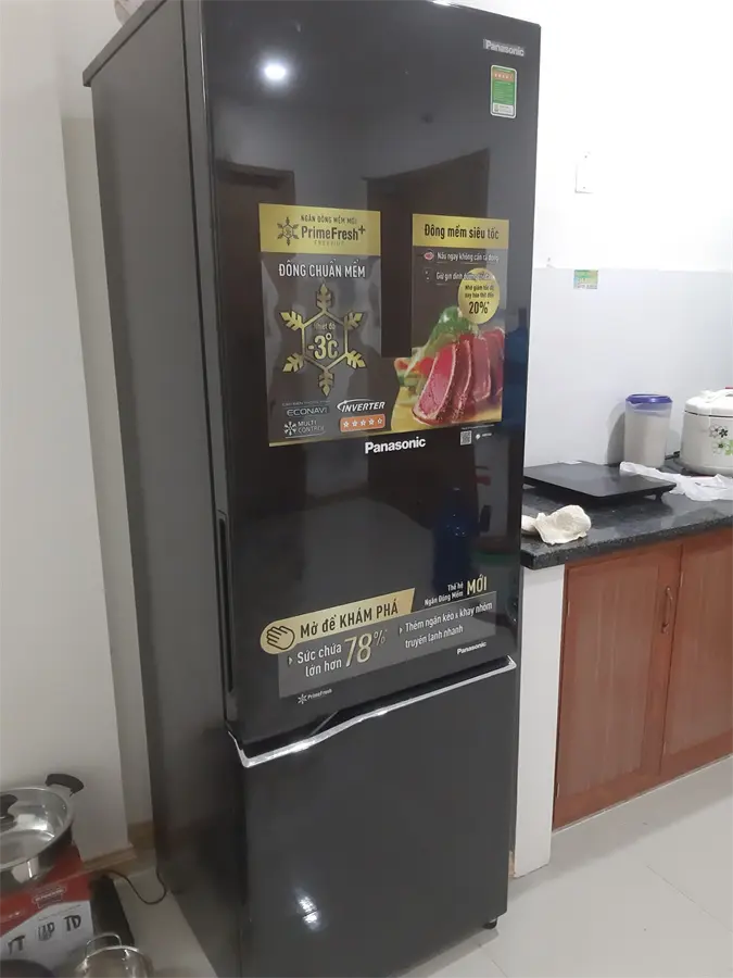 Khách hàng review Tủ lạnh Panasonic Inverter 322 lít NR-BC369QKV2 2