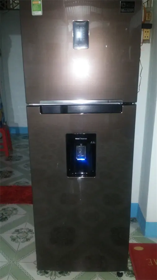 Khách hàng review Tủ lạnh Samsung Inverter 319 lít RT32K5930DX/SV 21